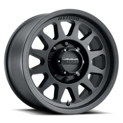 Method MR704 HD 17x9 8x6.5 +18mm Matte Black | MR70479080518H