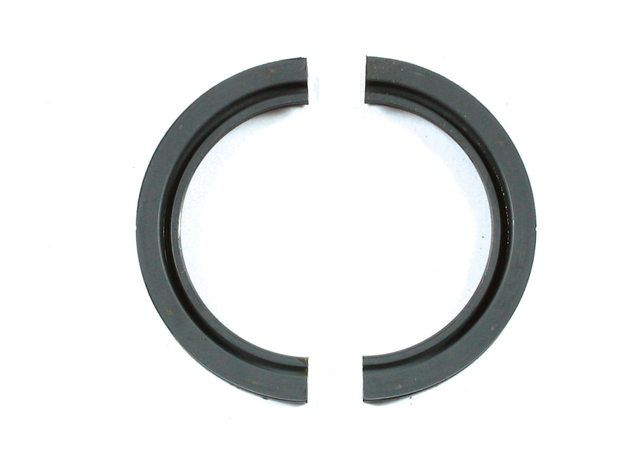 Rear Main Seal  High Vacuum Fits Chevrolet Small Block with two-piece rear main seal. Recommended for use with external vacuum pump Mr Gasket