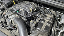 Load image into Gallery viewer, J&amp;L 16-25 Dodge Durango / Jeep Grand Cherokee 3.6L Oil Separator 3.0 Passenger Side - Black Anod