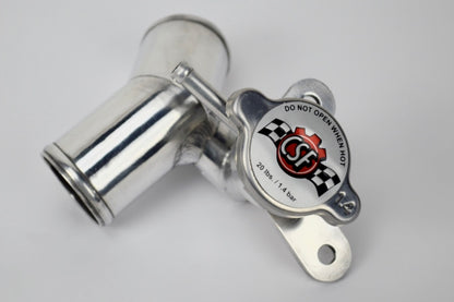 CSF Aluminum Filler Neck & 1.4 Bar Cap — Toyota 86, Subaru BRZ & Scion FR-S | 8044