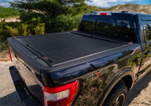 Load image into Gallery viewer, Roll-N-Lock 2020 Jeep Gladiator 5ft bed M-Series Retractable Tonneau Cover