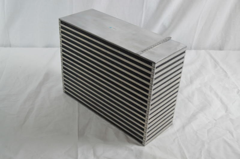 CSF Magnum Universal Bar & Plate Intercooler Core | 18x12x6, 1300HP | 8040