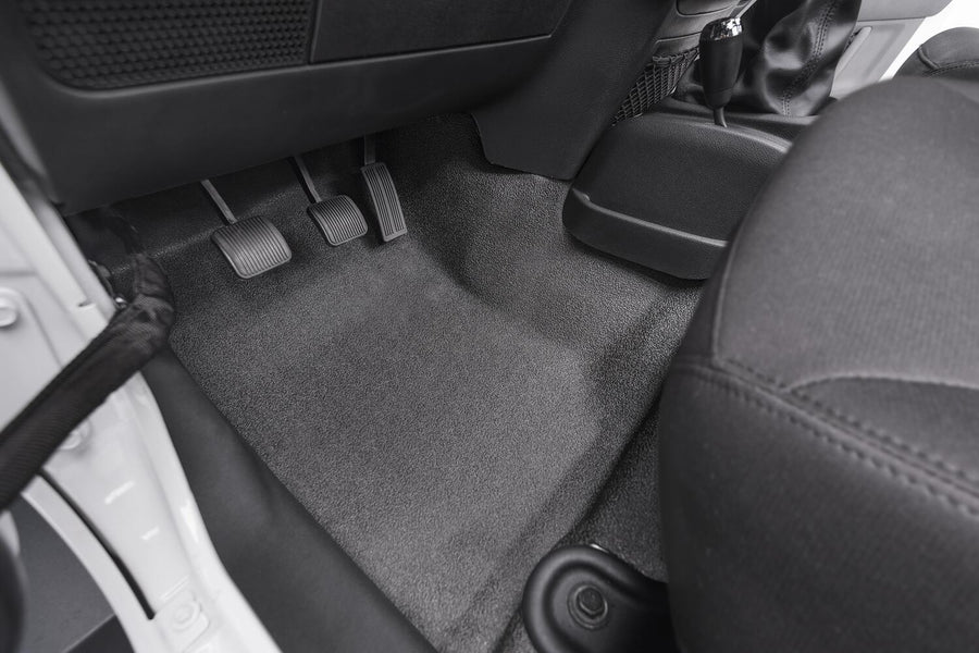Jeep Bedtred 07-18 Jeep JK Unltd 4Dr Front 4Pc Floor Kit (Inc Heat Shields) Charcoal BedRug