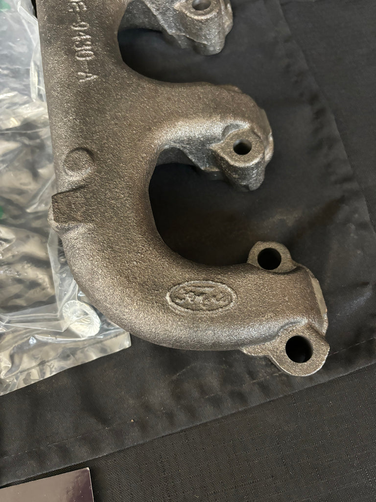 OPEN BOX - Scott Drake 1964-1973 Ford Mustang Exhaust Manifold 260, 289, 302 C5ZZ-9430-1-DE