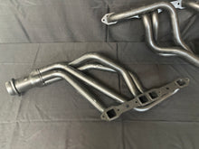 Load image into Gallery viewer, OPEN BOX - Hedman Hedders 78030 Long-Tube Headers For 62-74 MOPAR B &amp; E-Body with 361-440