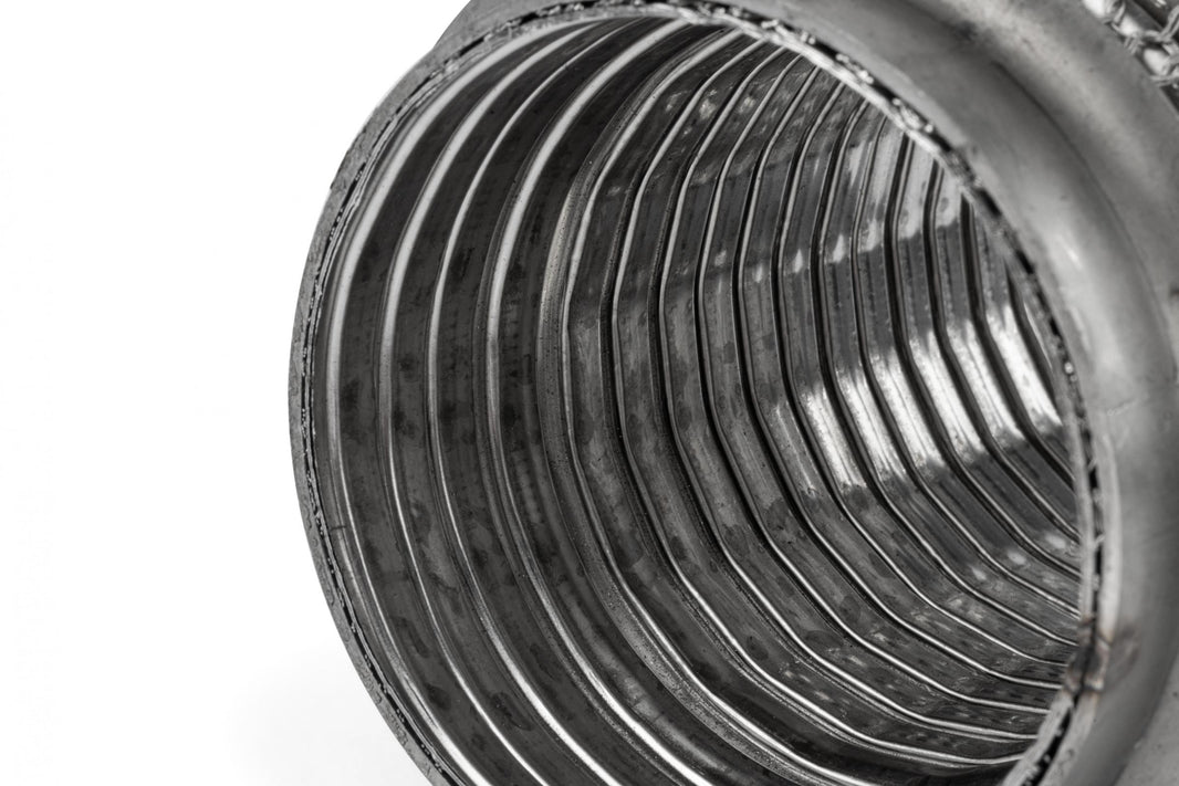 Premium Braided Interlocking Flex Section 63.5mm (2.5 Inch) T304 Stainless Steel 63.5mm (2.5 Inch) Inlet and Outlet, 152.4mm 6 Inch Length APR