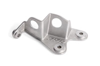 Shifter Cable Bracket MK5/6/7 6MT Fits 6MT 02Q/0FB Audi A3 06-17, TT 07-16 VW Beetle 12-16, CC 09-16, Eos 07-12, Golf 10-21, Golf AT 17-19, Golf R 12-24, Golf SW 15-19, GTI 06-24, Jetta 06-24, Passat 06-16 APR