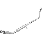 MagnaFlow Direct Fit Catalytic Converter 14-15 Toyota Corolla 1.8L
