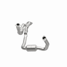 Load image into Gallery viewer, MagnaFlow Conv DF 06-07 Jeep Commander / 05-10 Grand Cherokee 5.7L Y-Pipe Assy (49 State)