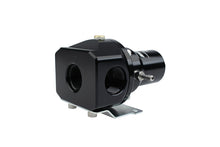 Load image into Gallery viewer, Aeromotive Regulator - 30-120 PSI - .500 Valve - 2x AN-10 Inlets / AN-10 Bypass